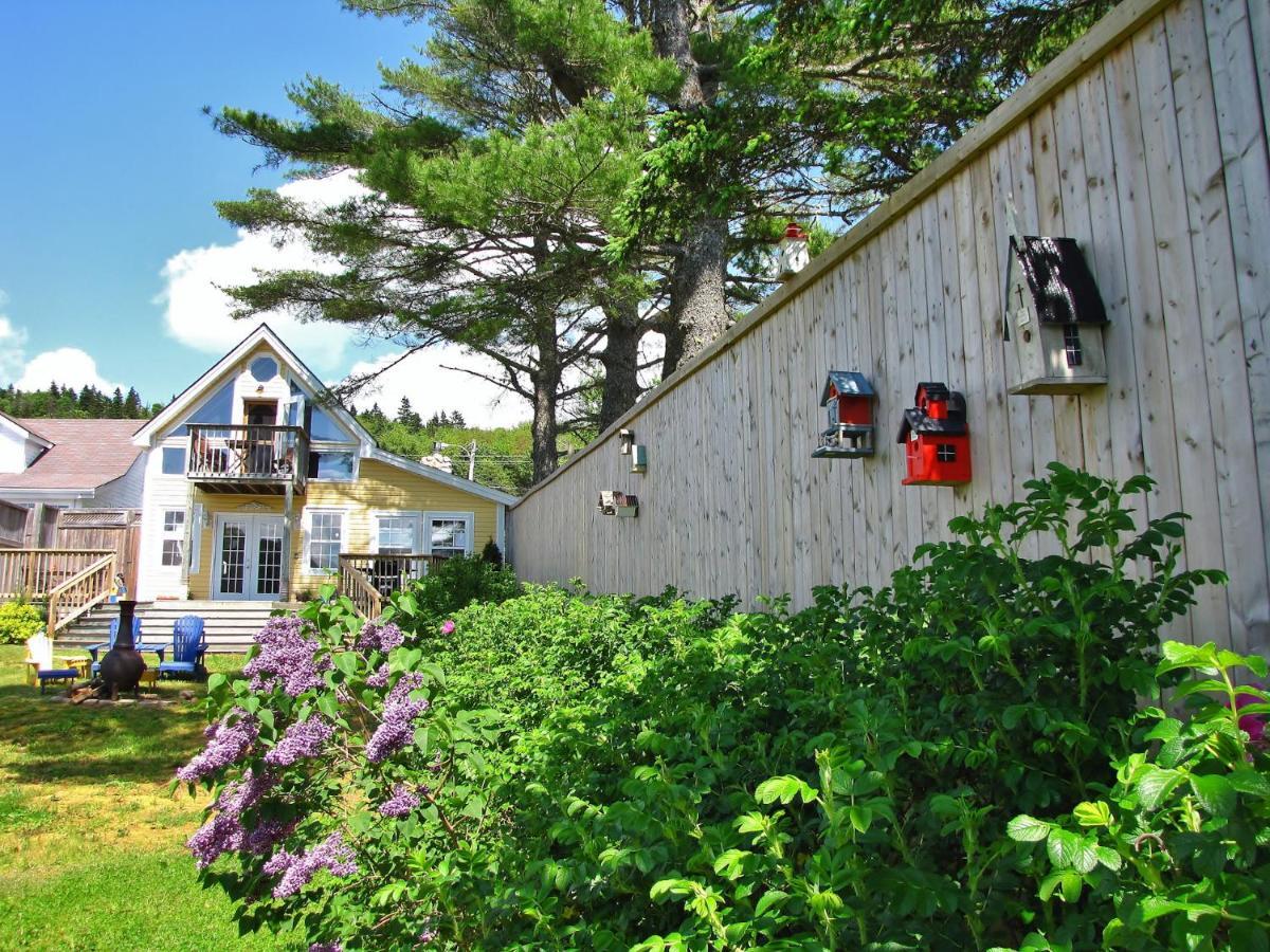 Larinda'S Landing Oceanfront Cottagesハリファックス エクステリア 写真