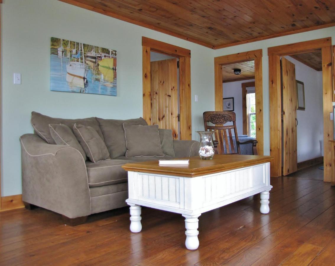 Larinda'S Landing Oceanfront Cottagesハリファックス エクステリア 写真