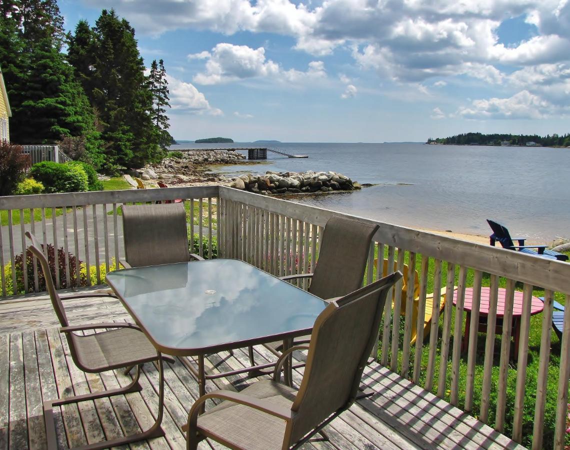 Larinda'S Landing Oceanfront Cottagesハリファックス エクステリア 写真