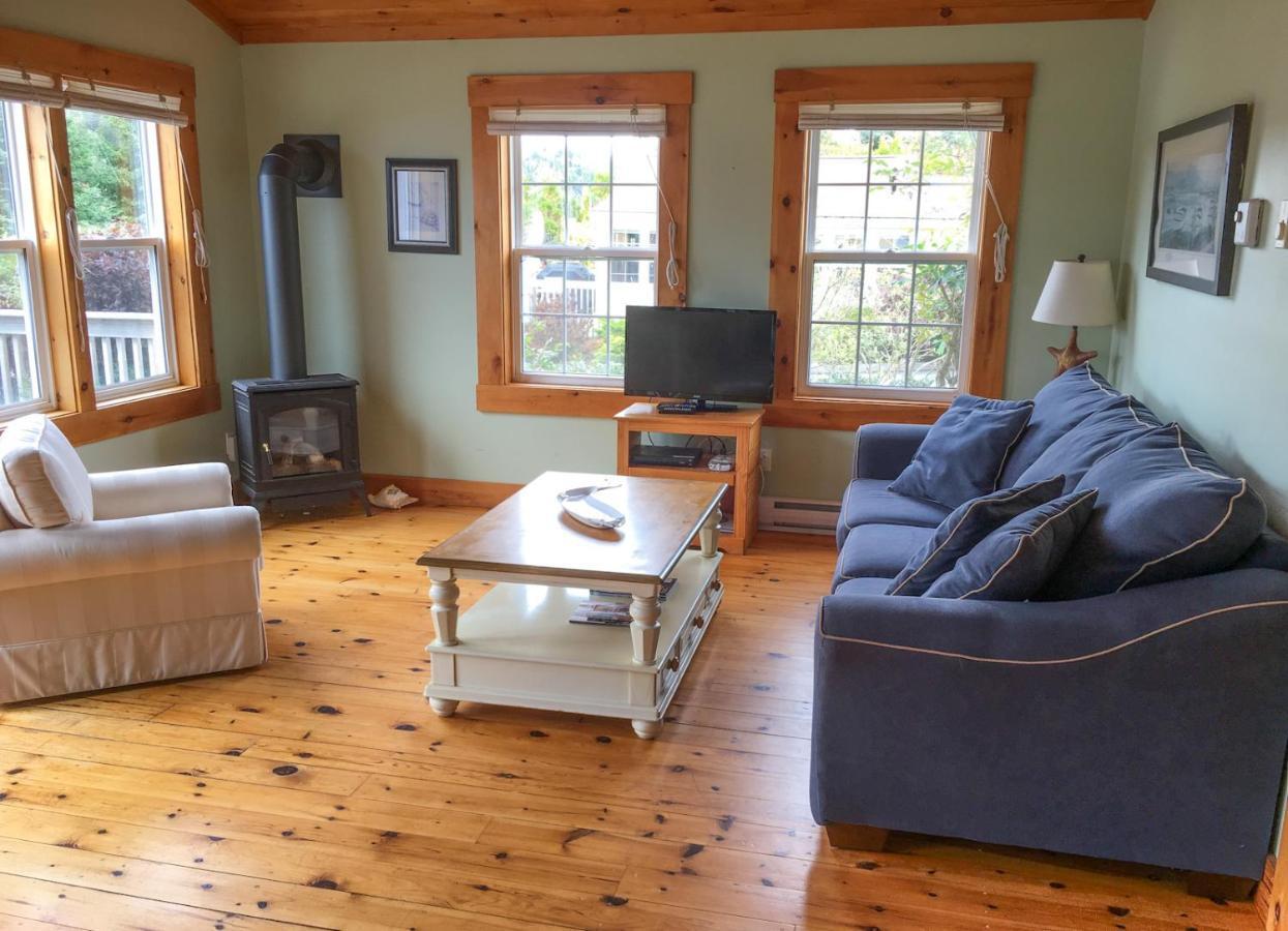 Larinda'S Landing Oceanfront Cottagesハリファックス エクステリア 写真